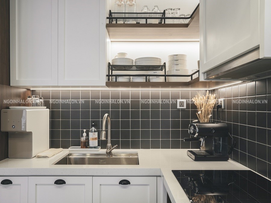 Sử dụng gạch 10x10 ốp tường bếp