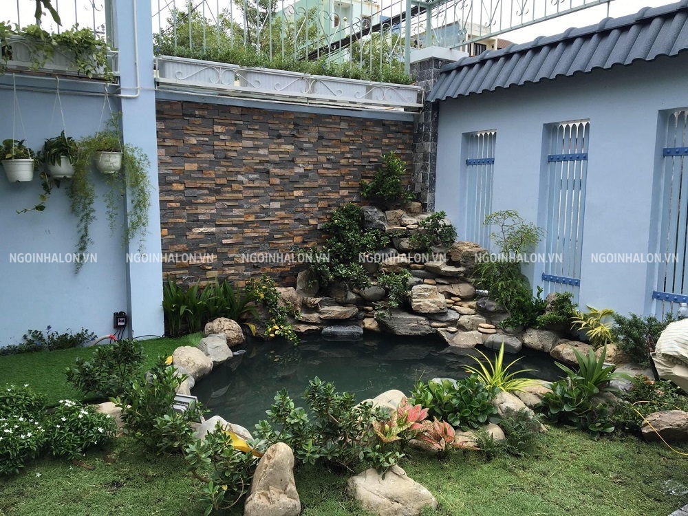 Gạch giả đá chẻ sở hữu vẻ đẹp hoang sơ, mộc mạc.