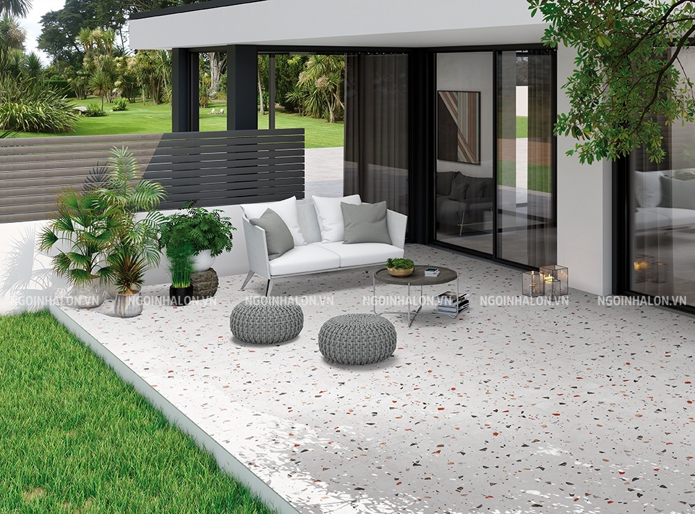 Gạch terrazzo lát sân trước nhà chỉ cần dày khoảng 10 - 12mm.