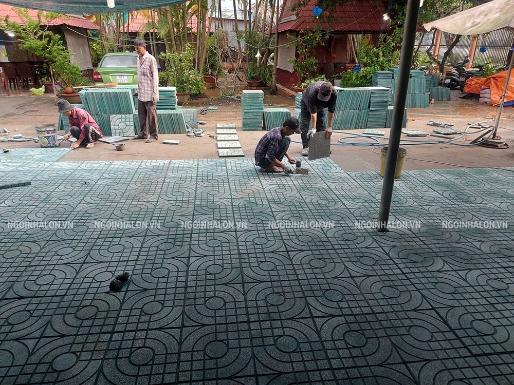 gạch terrazzo lát sân mắt nai xanh