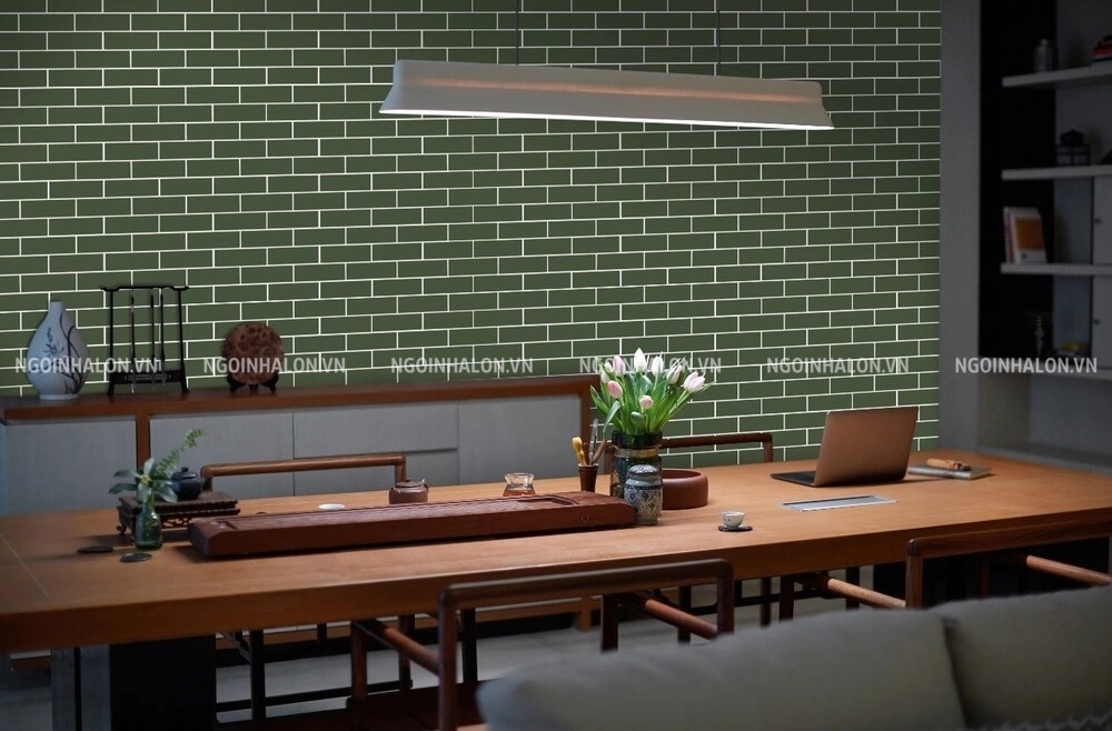 Tường phòng khách ốp mẫu gạch Glazed Mosaic của INAX