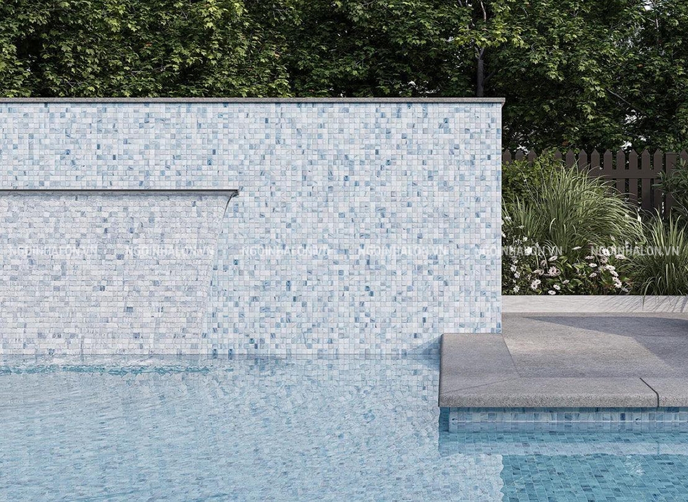 gạch mosaic thủy tinh màu xanh trắng