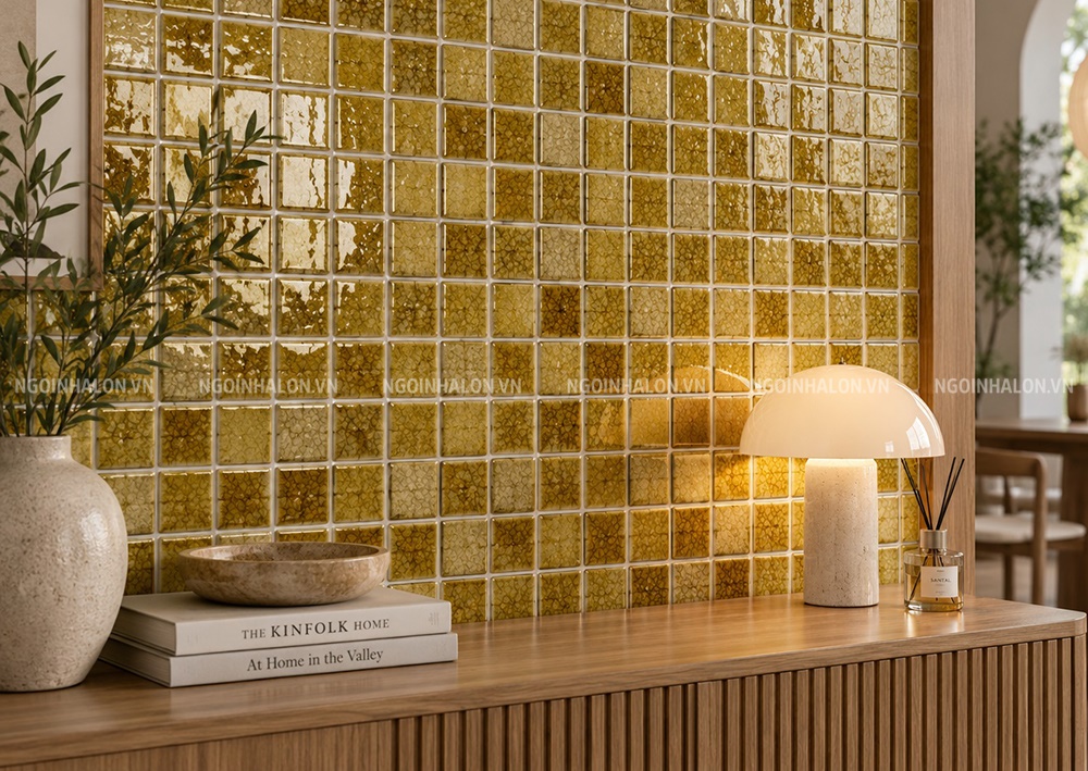 Gạch mosaic vuông men rạn màu vàng